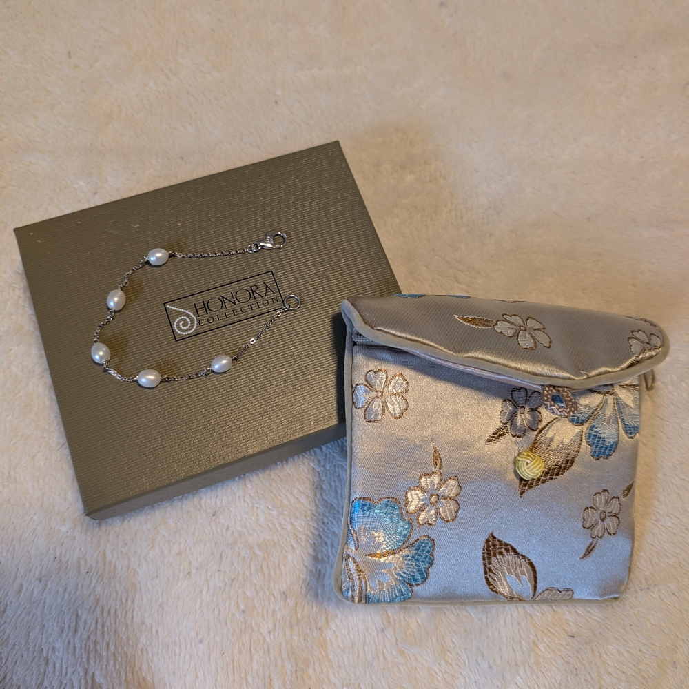NEW Honora Pearl Sterling Silver Bracelet W Original Box And Dustbag